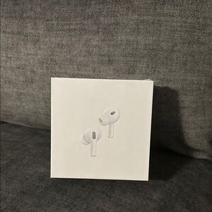 Apple White Earbud Headphones